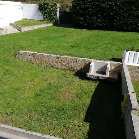 Acogedora Vivienda Con Jardin Andando A La Playa. Apartment Porto do Son