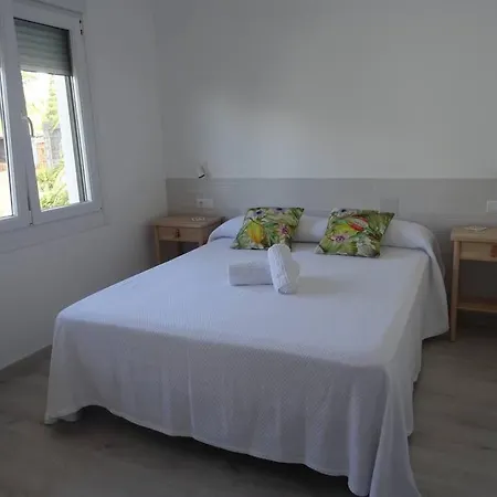 Apartmán Acogedora Vivienda Con Jardin Andando A La Playa.